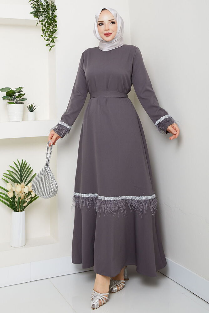 Tüy ve Taş Detaylı Elbise Gri