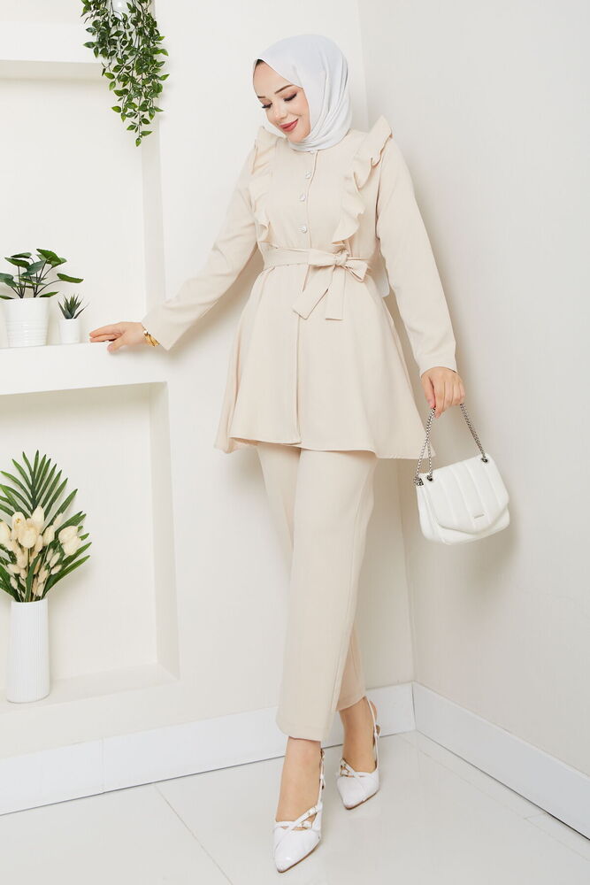 Fırfır Detaylı Pantolonlu Takım Krem