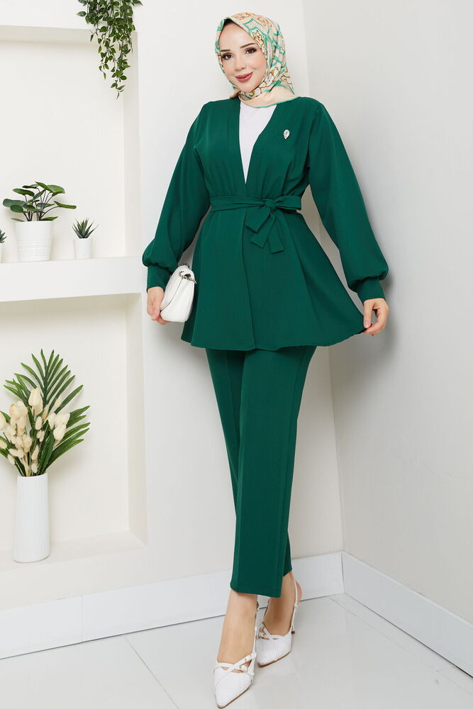 Kemer Detaylı Pantolonlu Takım Zümrüt