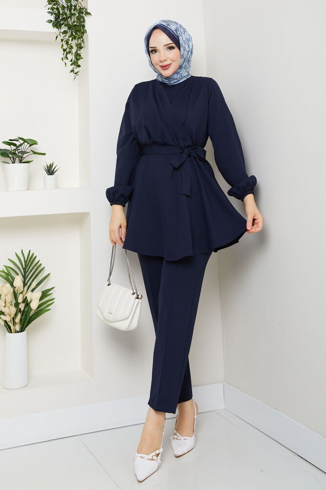 Drape Detaylı Pantolonlu Takım Laci