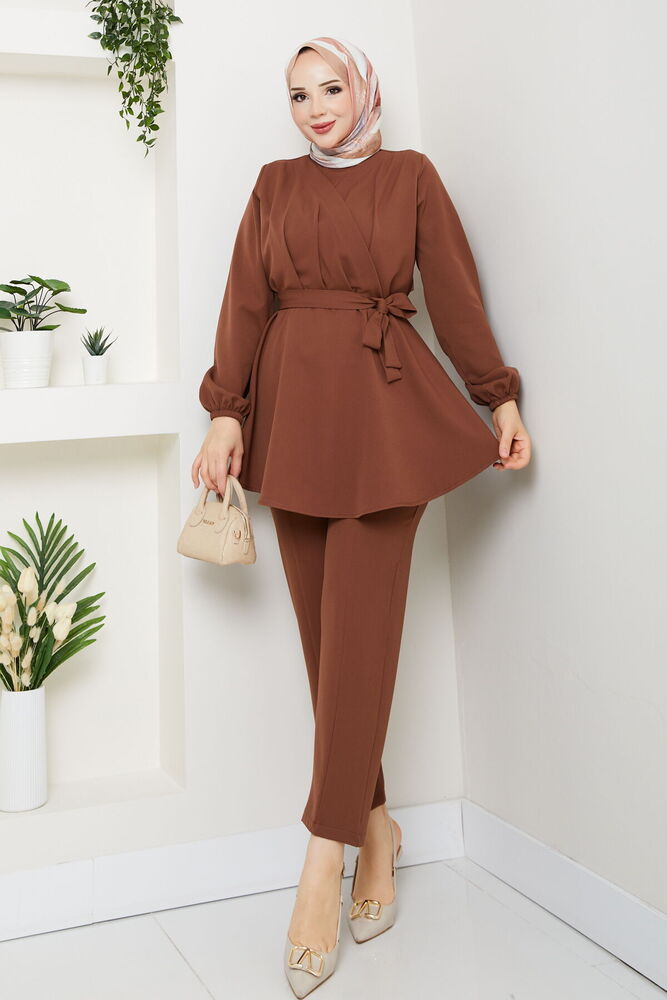Drape Detaylı Pantolonlu Takım Kahve