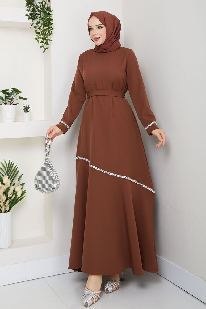 Taş Detaylı Tesettür Elbise Kahve