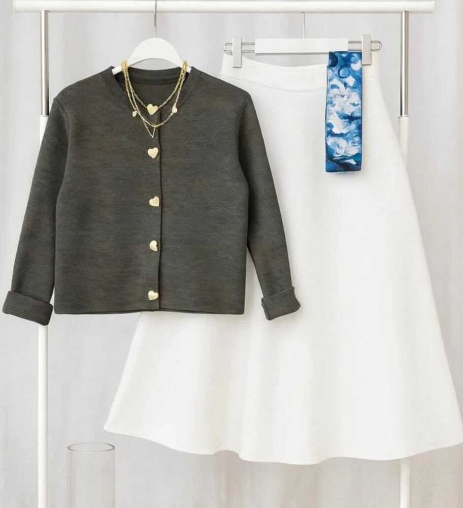 Kalp Düğmeli Scuba Etekli Takım Gri&Beyaz