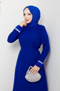 Tüy ve Taş Detaylı Elbise Saks #3