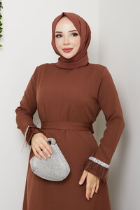 Tüy ve Taş Detaylı Elbise Taba #3