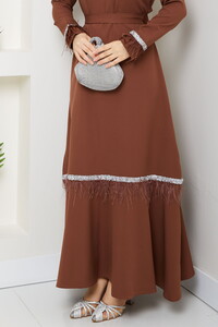 Tüy ve Taş Detaylı Elbise Taba #4