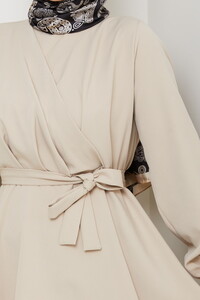 Drape Detaylı Pantolonlu Takım Krem #4