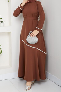 Taş Detaylı Tesettür Elbise Kahve #4